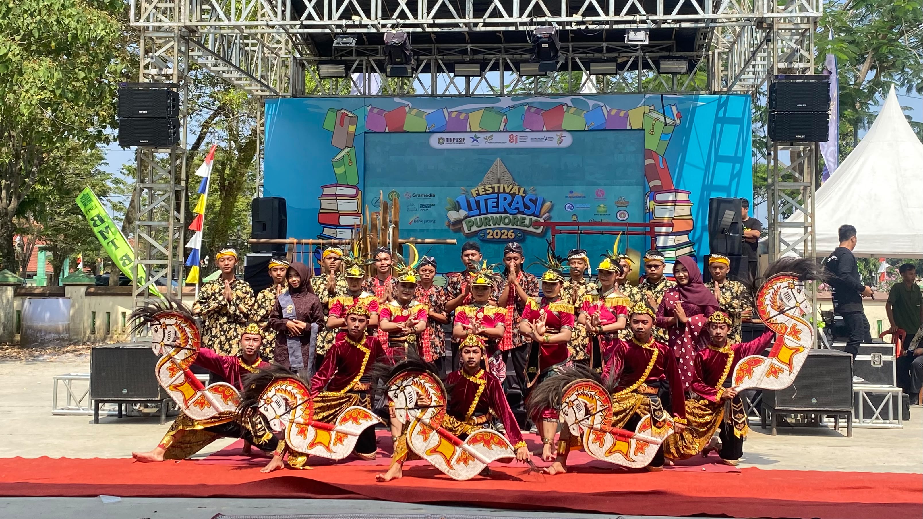 Siswa-Siswi SMK Negeri 7 Purworejo Meriahkan Festival Literasi Kabupaten Purworejo 2026